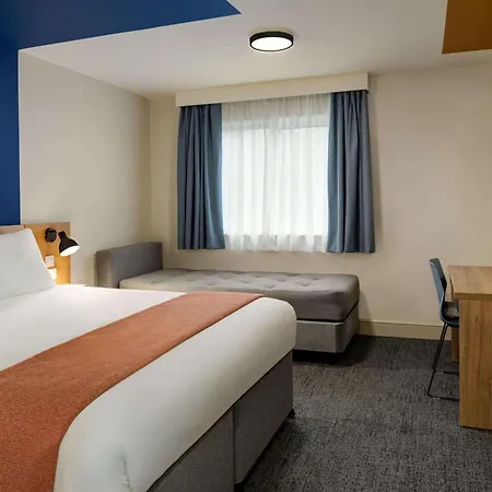 Days Inn Chesterfield - Tibshelf Exterior photo