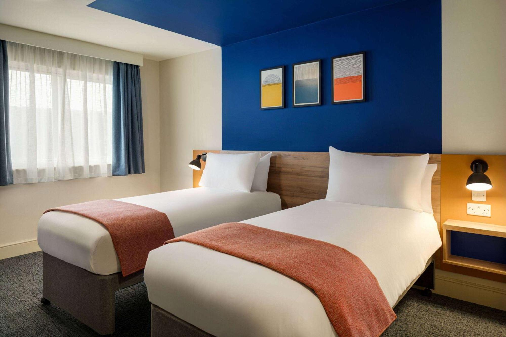 Days - Tibshelf Hotel Chesterfield